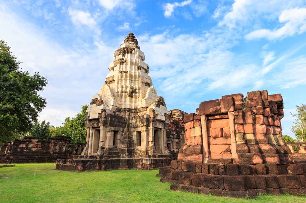Prasat Pha Nom Wan, ancient stone in Thailand